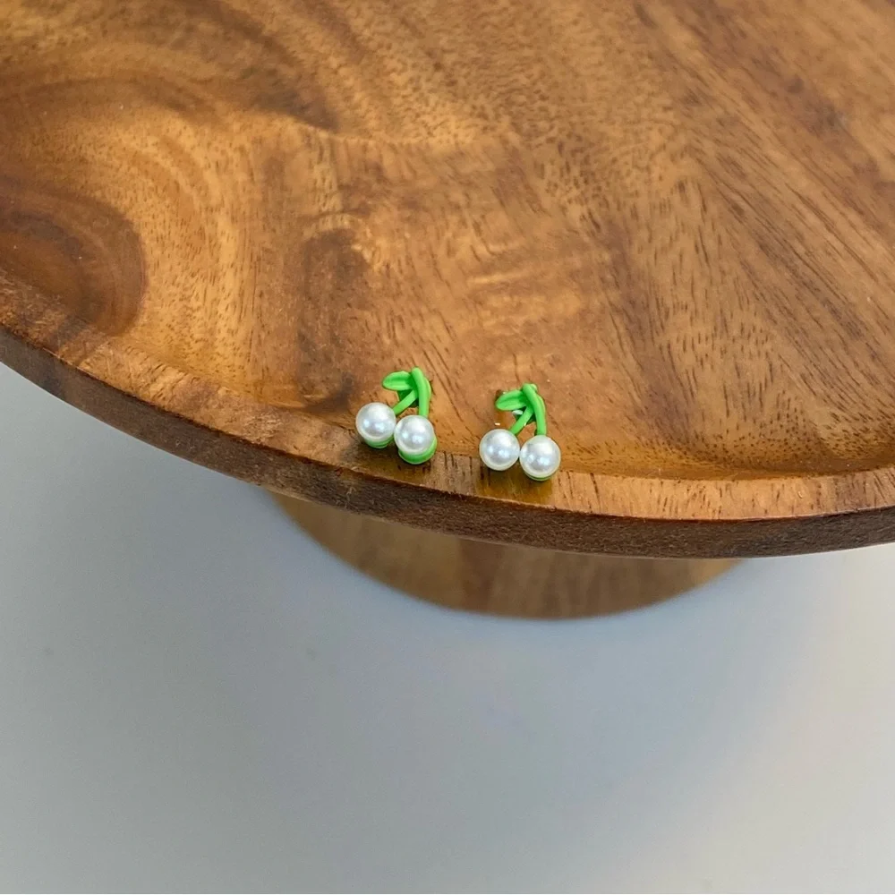 4/$15 Pearl Cherry Pearl Earrings